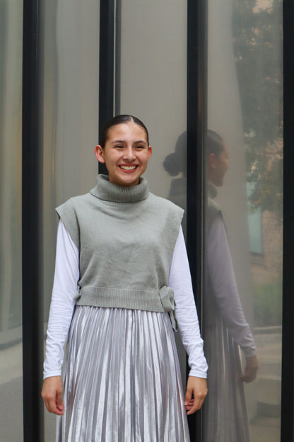 Turtleneck Knot Side Sweater Vest